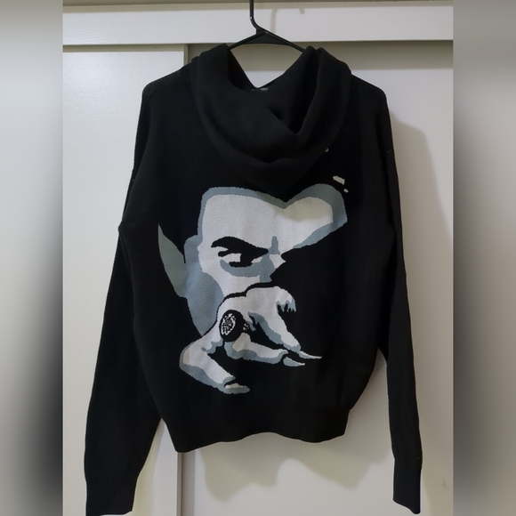 Universal Monsters Dracula Hooded Sweater Unisex - Picture 3 of 11